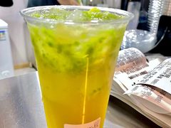 -小柠快跑·手打柠檬茶(万松园店)