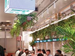 大堂-老乡鸡(上海白玉兰广场店)