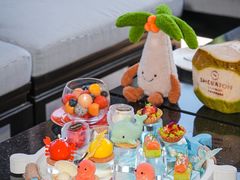 -亚龙湾喜来登·美景台大堂吧