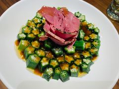 黑椒牛肉拼秋葵-将相和·海鲜蒸饺大连菜