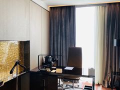 -广州天河希尔顿酒店