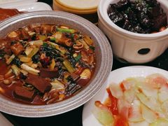 -香山湖家家宴(中山陵店)