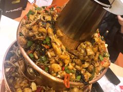 -川乐小镇·炭火蛙锅肥肠鸡(苏州中心店)