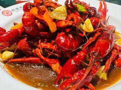 -叶派龙虾•招牌香辣蟹·海鲜(中海国际店)
