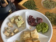 -浙茶集团狮峰·西湖龙井·杭州特产(莫干山路专卖店)