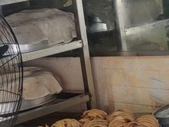 -正宗杨记普洱酸醋米线(总店)