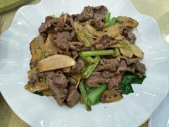 子姜炒牛肉-昌茂客家情