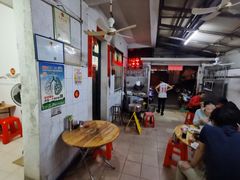 大堂-海口滨海新村143号海南老字号炒菜店