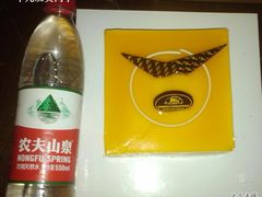 蛋糕大小对比-金百万烤鸭店(马甸店)