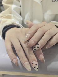 -瞧·享轻奢美甲美睫