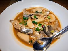 鲳鱼烧年糕-荣小馆(杭州大厦店)