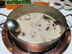 -洪氏嗨捞·猪肚鸡火锅(阳光天地店)