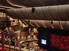 -交通银行前滩31演艺中心