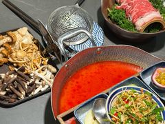 -楠小云·云南鲜菌·鲜牛自助火锅(九眼桥店)