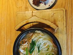 -勺子米线·云南传统小吃市集(四方街店)