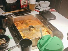 -九鼎轩脆毛肚火锅(南京东路店)