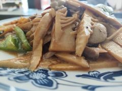 -天天向上素食餐厅(五台山店)