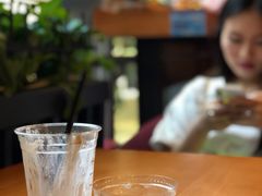 -西西弗书店&矢量咖啡(凯德晶萃广场店)