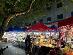 -吴山路夜市