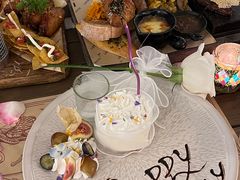 -Mark&Mars Restaurant