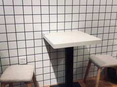 餐具摆设-王守财小山園