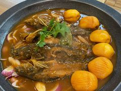 铁锅昂刺鱼-上关雪東北菜(中房金谊店)