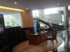 -武汉五月花大酒店(武昌火车站中南路地铁站店)