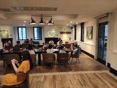 大堂-星巴克臻选(广州沙面店)