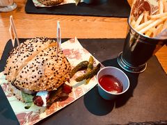 -FAT COW(虹梅路店)