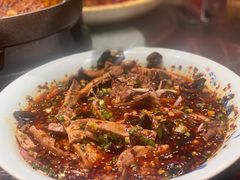 -万重锦·人文川菜馆(骡马市店)