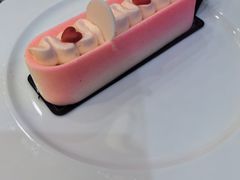 -元一希尔顿酒店·鲜切牛肉火锅禅自助餐厅