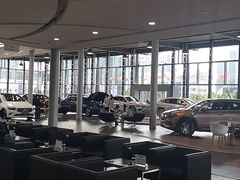-杭州中升之星奔驰4S店(滨江店)