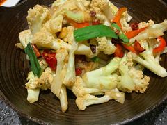 -万重锦·人文川菜馆(骡马市店)