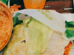 -德克士(亚中商城店)