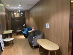 -海豚湾高端月子会所(黄浦店)