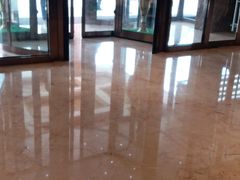 -山明水秀大饭店