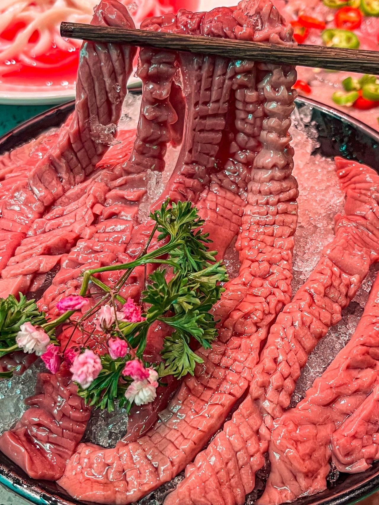 这家的霸王牛肉我一个人就能吃两盘