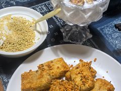 -蜗牛小馆醉乡民谣云南菜(惠新西里店)