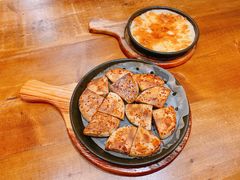 料理烤特色火烧-老东镇啤酒屋海鲜加工·蒸汽海鲜·海鲜烧烤(台东店)