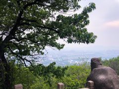 -灵岩山风景区