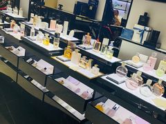 -CHANEL(IFS国金中心店)