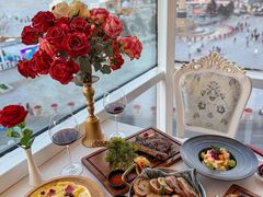 -圣彼得堡观江俄餐厅(中央大街黑金冠店)