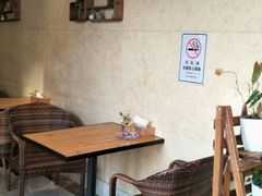 -维也纳酒店(深圳机场店)