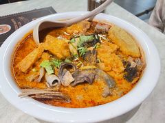 -发记鱼杂专卖店(Suria Sabah)