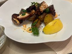 -斯普汇生蚝牛排馆(中骏世界城店)