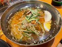 冷面-白玉串城(南六中路店)