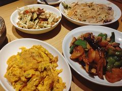 -关东小磨东北菜(上海长风大悦城店)