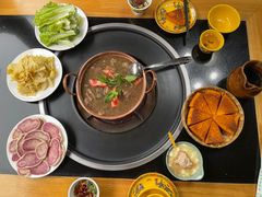 -银同牦牛肉火锅