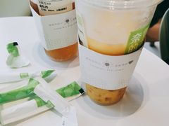 -奈雪的茶(优特汇店)