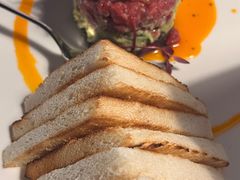 牛肉塔塔配牛油果黑橄榄酱-Solo(衡山路店)